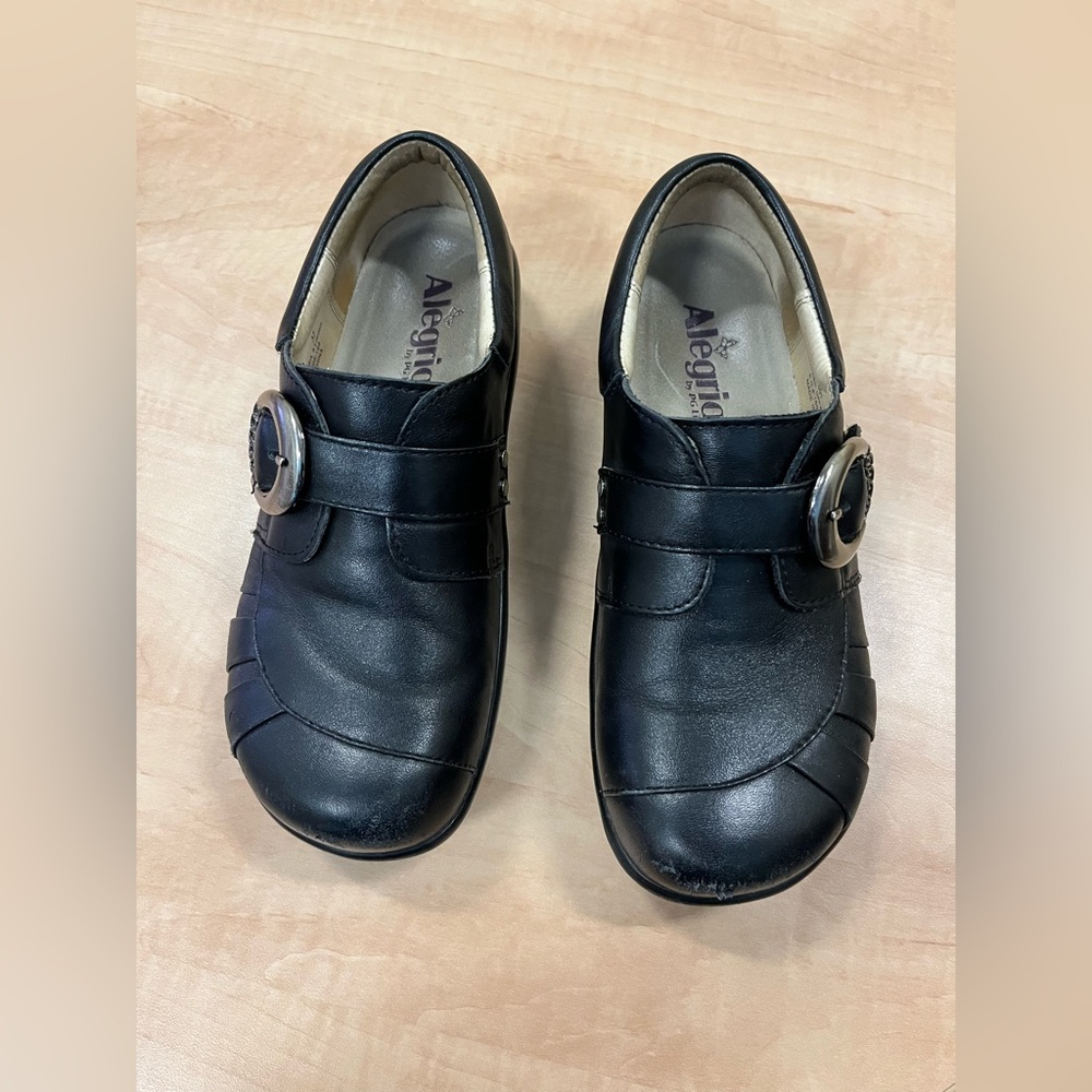 Alegria women’s slip on shoes